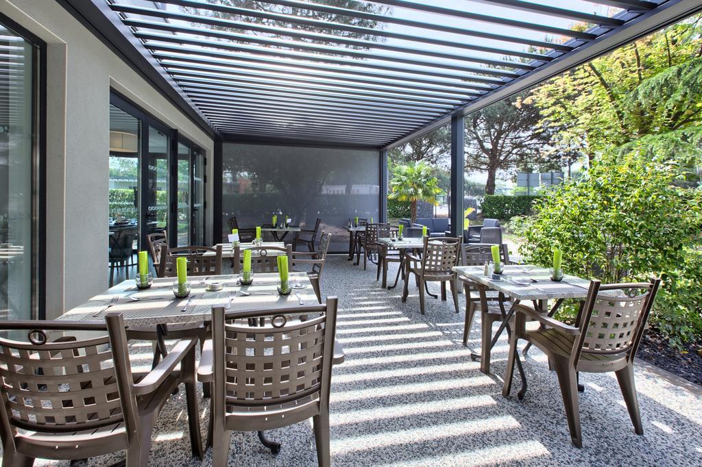 Logis Hotel Restaurant & Spa Au Comte D'Ornon Крадиньян Экстерьер фото