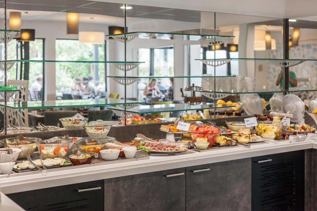 Logis Hotel Restaurant & Spa Au Comte D'Ornon Крадиньян Экстерьер фото